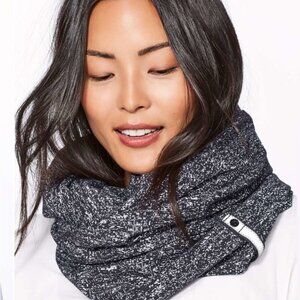 Lululemon Vinyasa grey Black yoga customizable lightweight stretch wrap shrug OS